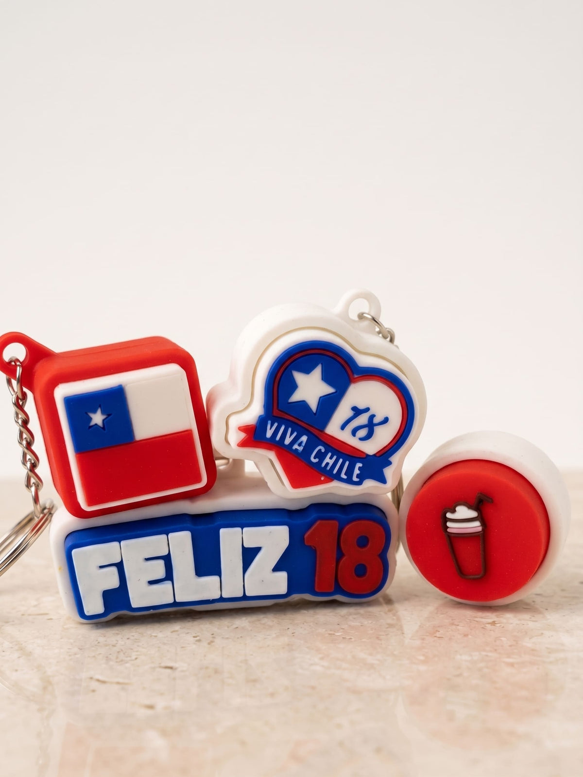 Set 4 Clickers Antiestrés Temáticos Chile "Feliz 18"